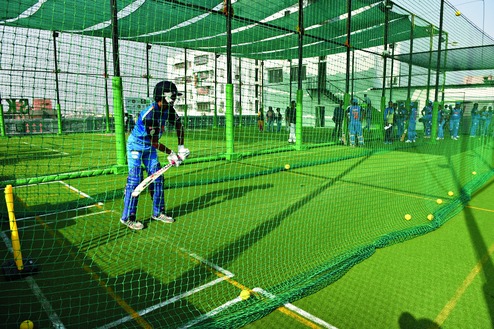 Terrace Cricket Practice Nets in Pune & Mumbai | Call 9170350909 for High Quality Nylon Nets Fixing.